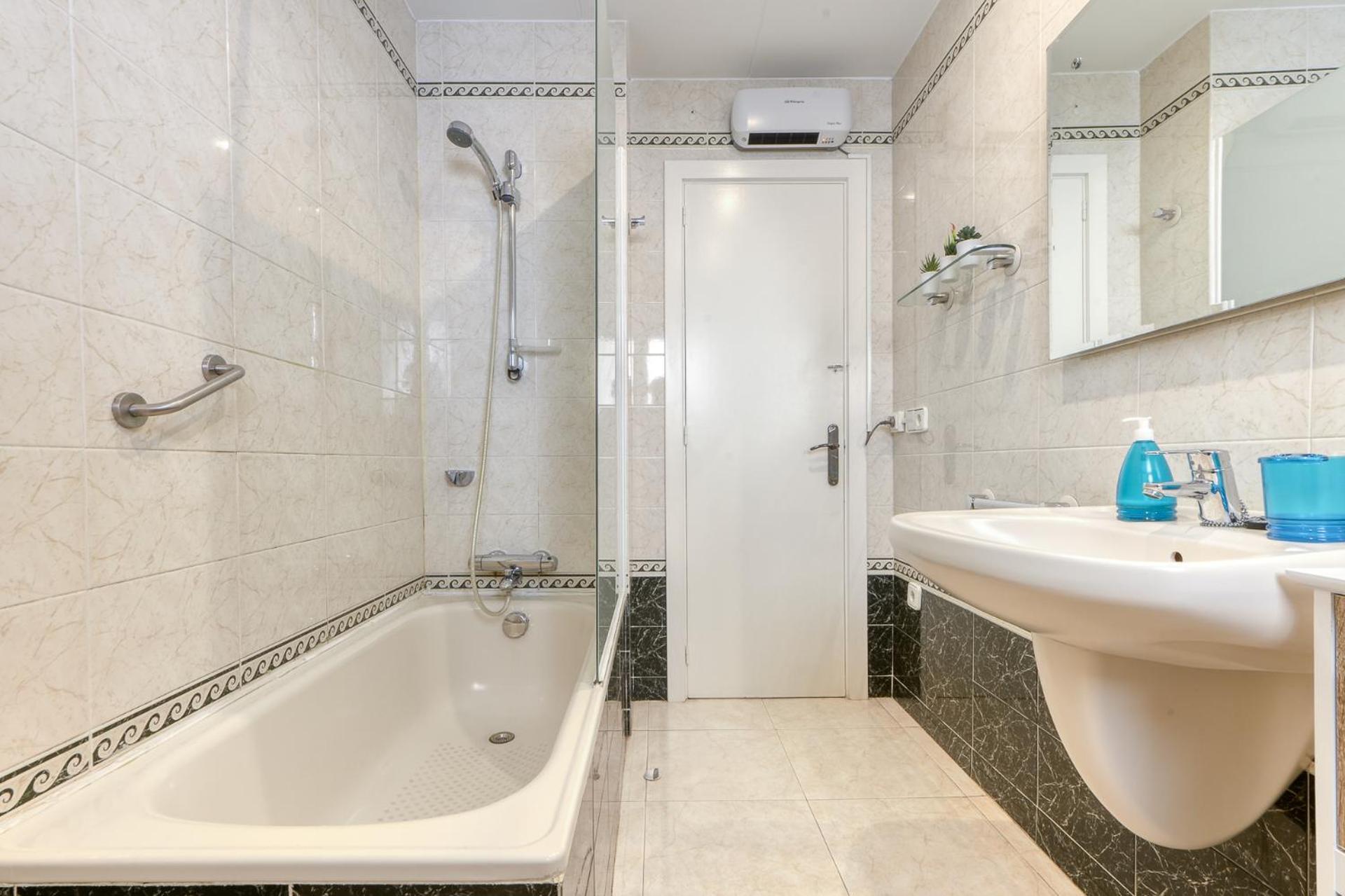 Apartament Frontline Centre - Immo Barneda *